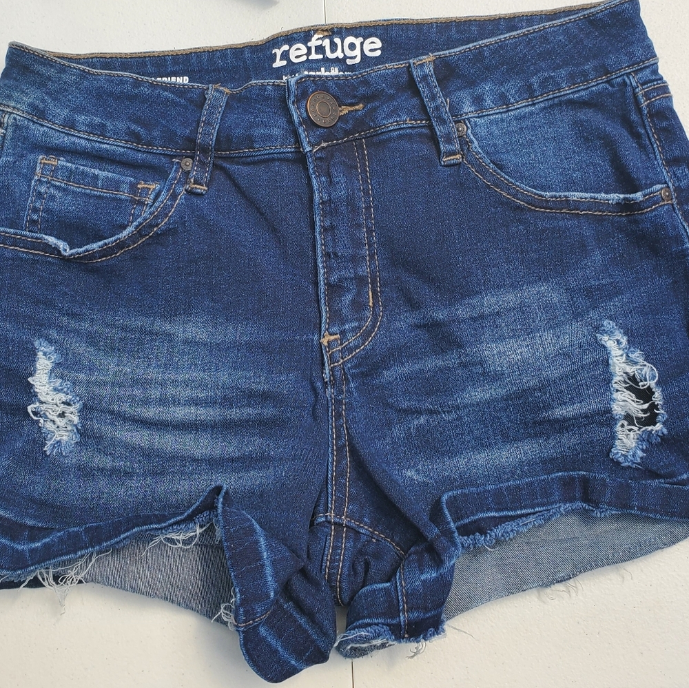 Refuge Shorts